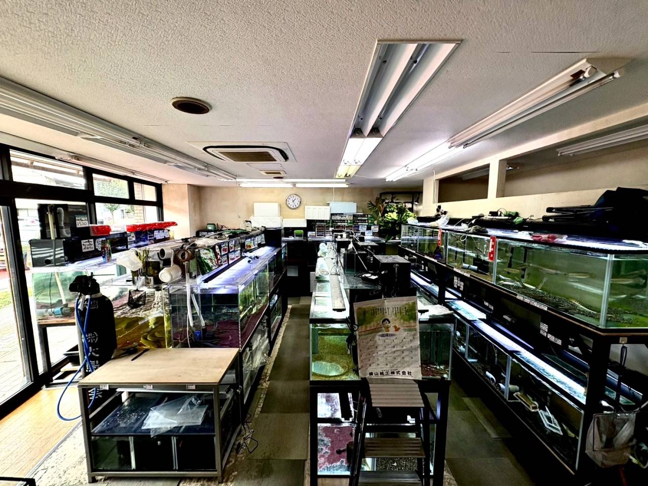 店舗内観